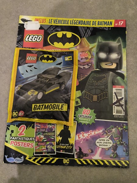 Magasine Lego Batman  n°17 + Batmobile
