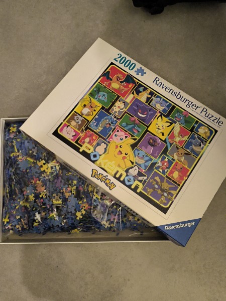 Puzzle Pokemon 2000 pieces