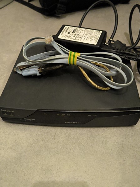 Routeur ADSL Cisco 800 series